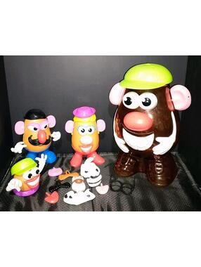 Mr. Potato Head Super Spud Storage Container with 30+ Accessories 2002 Hasbro
